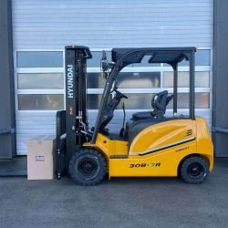 Hyundai-30B-Electric-Forklift