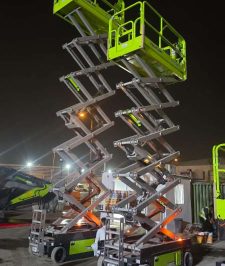 صورة اعلان : سيزر لفت للايجار جده مان لفت للايجار جده رافعة شوكية للايجار جدة تاورات لايت للايجار جده 0556259910