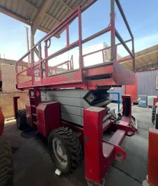 صورة اعلان : Scissor Lift for Construction & Warehouses — Jeddah 8–16m