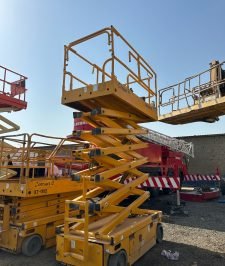 صورة اعلان : سيزرلفت 12م للأيجار في الدمام _ 0556837784