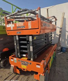 صورة اعلان : Scissor lift manlift rental Equipment for Heavy