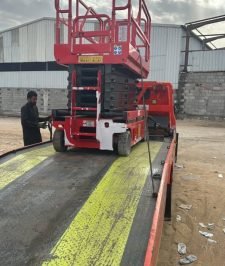 صورة اعلان : Scissor lift for rent in Dammam  2026