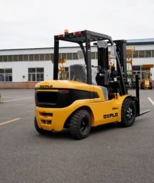 صورة اعلان : Forklift rental 7 ton Dammam