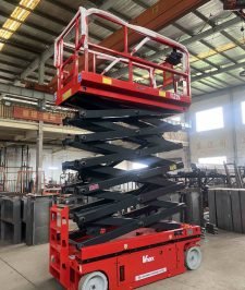 صورة اعلان : سلالم مقصية للايجار في جدة جميع الارتفاعات