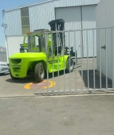 صورة اعلان : سيزر لفت scissor lifts للايجار.. مان لفت manlifts للايجار..رافعات شوكيه forkliftsللايجار
