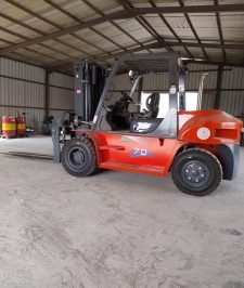 صورة اعلان : فوركلفت للايجار في الجبيل & شركة تاج المملكة