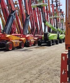 صورة اعلان : سيزرلفت، مان لفت، فوركلفت وكرينات للايجار