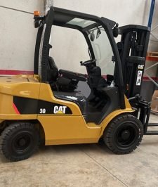 صورة اعلان : فوركلفت 4طن للايجار في الدمام و الجبيل