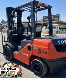 صورة اعلان : 🚜 تأجير رافعات شوكية (فوركلفت) | جميع الحمولات من 2 إلى 10 طن | 0558742377