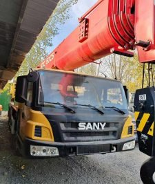 صورة اعلان : كرين للإيجار (الدمام) 2026 | 10–150 طن | احجز الآن 🔥