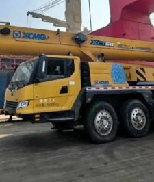 صورة اعلان : Heavy Crane Rental 5T–500T Saudi Arabia | Mobile & Crawler Crane