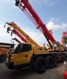 صورة اعلان : Mobile Crane Rental Dammam — 10t to 100t Cranes for  KSA