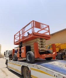 صورة اعلان : سيزر لفت للإيجار جميع انواع المقاسات ديزل وكهرباء للإيجار اليومي والاسبوعي والشهري