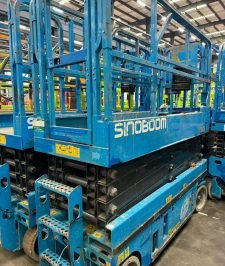 صورة اعلان : 2: Scissor Lift 8m, 10m, 12m, 14m, 16m for Rent in Jeddah – Saudi Arabia