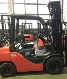 صورة اعلان : رافعات شوكيه (فركلفت ) فوركلفت للايجار  Forklifts for rent