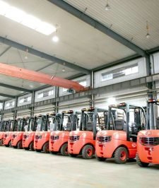 صورة اعلان : 3️⃣ Heavy Duty Forklift Rental Dammam KSA | 5T & 10T | Fast Delivery Jubail