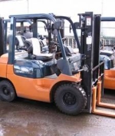 صورة اعلان : Forklift Rental in Dammam, Al Khobar & Abqaiq | 1 Ton – 16 Ton | Fast Delivery