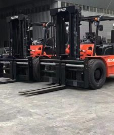 صورة اعلان : Forklift 4 Ton Rental Dammam
