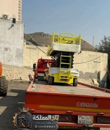 صورة اعلان : 🔥 كرين للإيجار في جدة ║ رافعات كرين قوية للموانئ والمشاريع الصناعية ║ رفع 30 طن 50 طن 80 طن ║ تأجير سريع 🛠️
