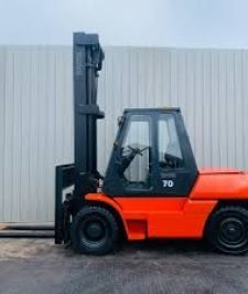 صورة اعلان : رافعة شوكية 10–16 طن للإيجار في الرياض و جدة — أسعار تنافسية