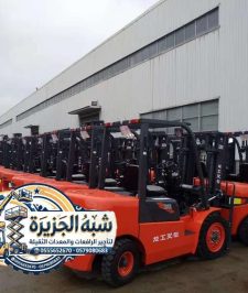 صورة اعلان : رافعات شوكية للإيجار & فوركلفت للإيجار بالرياض والدمام وجدة