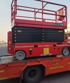صورة اعلان : أفضل أسعار تأجير الرافعات المقصية بالسعودية | Scissorlift Rental Jeddah