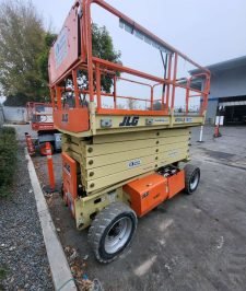 صورة اعلان : السامي لتأجير السيزر لفت (8-16 متر) | شريكك الموثوق في الدمام والرياض وجدة 🌟