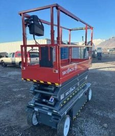 صورة اعلان : سيزر لفت ورافعات مقصية للداخل والخارج | الدمام | موديلات حديثة 2020–2026 | كهربائي وديزل | أسعار تنافسية