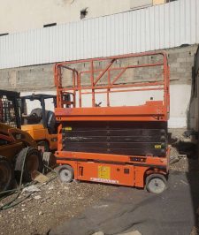 صورة اعلان : تاجير سيزرلفت (رافعات مقصيه) للايجار كهربا وديزل 8متر10متر12متر14متر16 متر