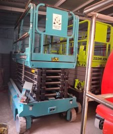 صورة اعلان : Scissor lifts for rent in Jeddah, 12 meters, 2026