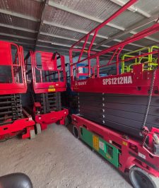 صورة اعلان : 🚧 تأجير سيزر لفت (رافعات مقصية) 🚧  نوفر لكم خدمة تأجير الرافعات المقصية (Scissor Lift) للمشاريع والمصانع والمستودعات وأعمال الصيانة والتركيب.  ✅ المقاسات المتوفرة: 8 متر | 10 متر | 12 متر | 14 متر | 16 متر | 18 متر | 20 متر  ✅ معدات حديثة وآمنة ✅ جاهزية وسرعة في التوفير ✅ إيجار يومي – أسبوعي – شهري ✅ أسعار منافسة وخدمة متميزة  مناسبة لأعمال: 🔹 الصيانة والتركيب 🔹 المستودعات والمصانع 🔹 المشاريع الإنشائية 🔹 أعمال الكهرباء والتكييف والواجهات  للحجز والاستفسار: 📞 0558742377 📱 واتساب: 0558742377