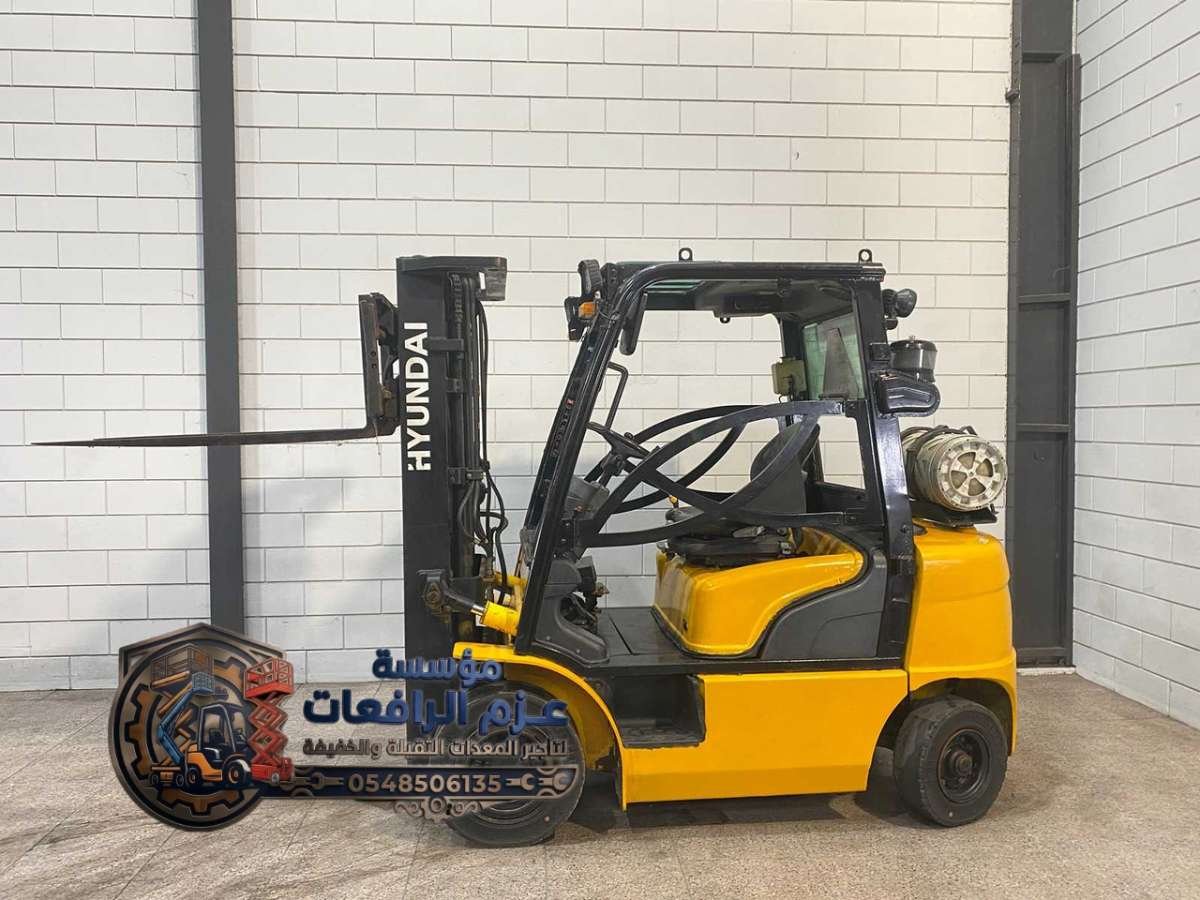 HYUNDAI-2012-25L-7A-FORKLIFT-TRUCK_8045_6922687716587_watermarked-1