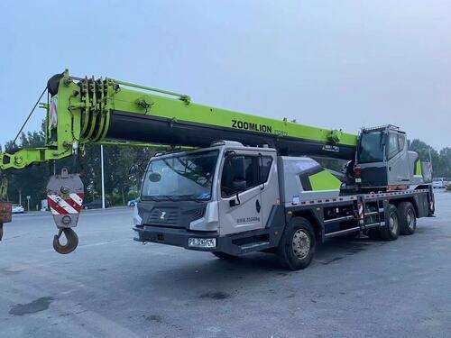 zoomlion-25-ton-zct251v-truck-crane-759