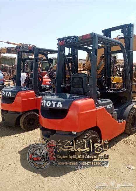 تأجير-رافعات-شوكية-فوركلفت-للأيجار-الدمام-الرياض-جدة-مكة-الجبيل-القطيف-الخبر-تبوك-السعودية-رافعة-شوكية-للاجار-ف22-1