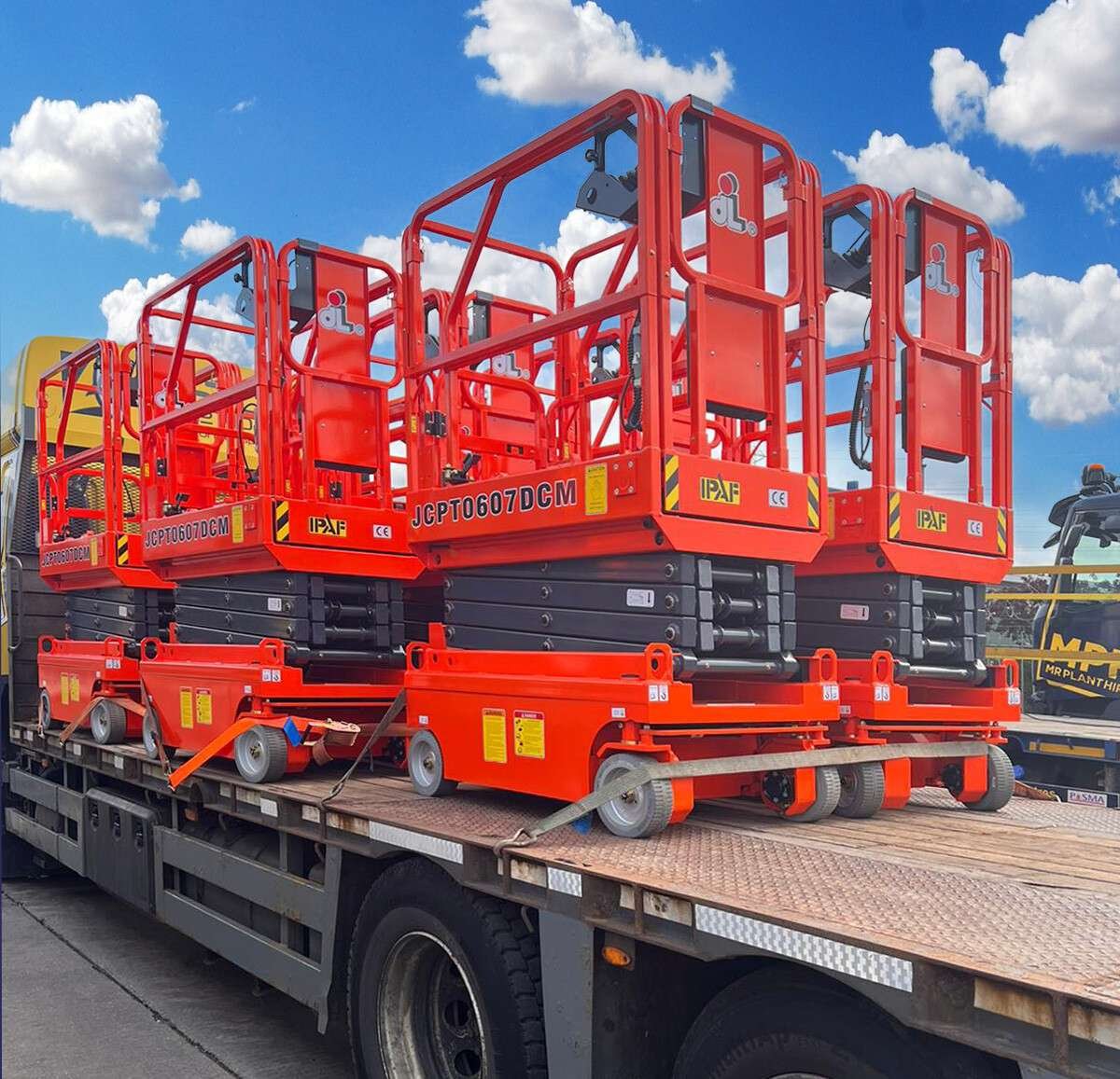 dingli-jcpt-0607dcs-arrive1-64e37e7fae73a316446933-2